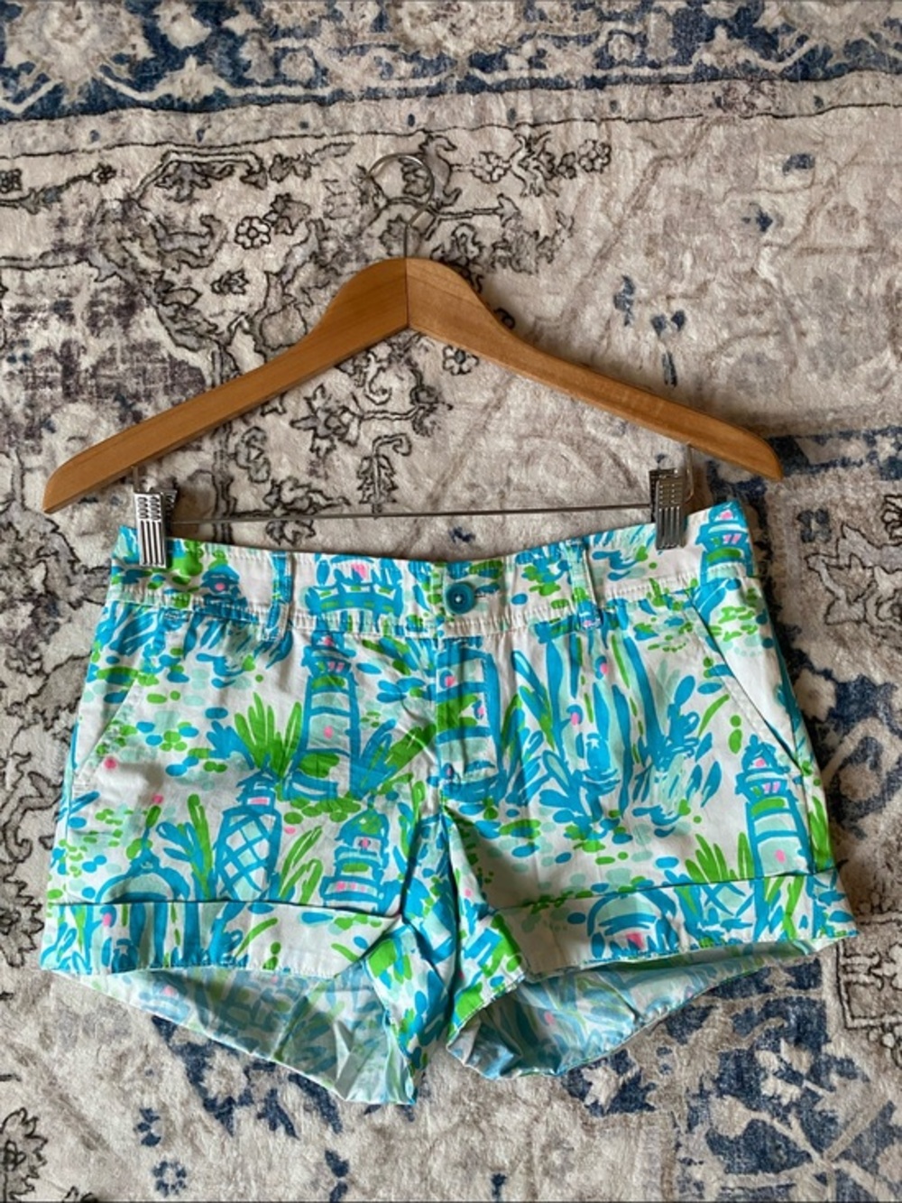 Lily Pulitzer Cotton Callahan Vintage LightHouse Beam Print Chino  Cuffed Shorts